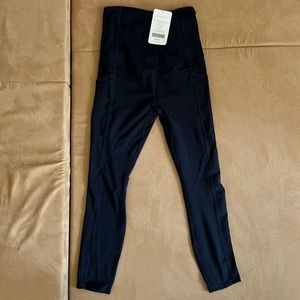Fabletics High-Waisted Maternity 7/8 Legging
